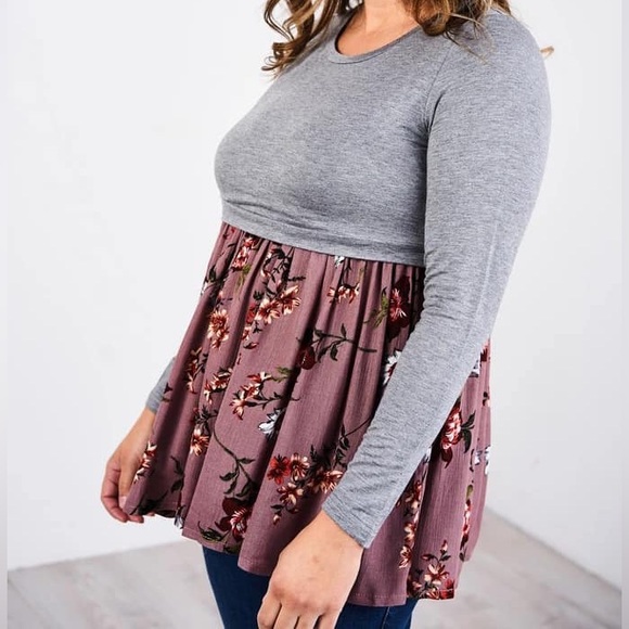 Latched Mama long sleeve babydoll blouse for breastfeeding and pregnancy - Picture 6 of 6